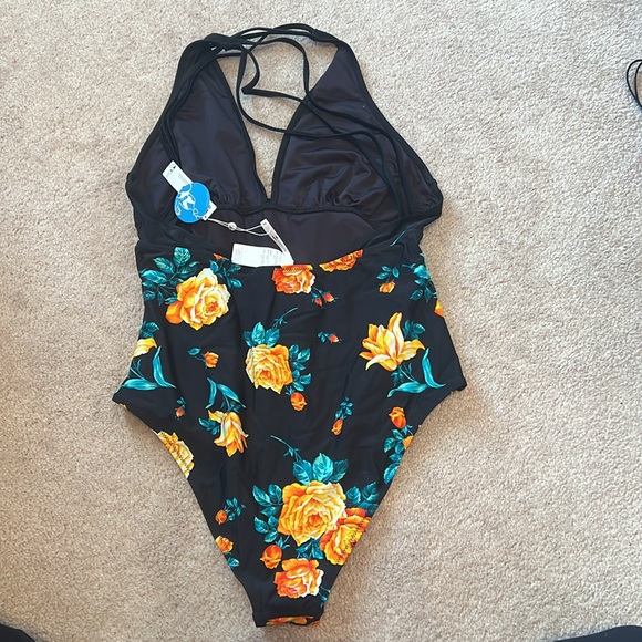 🆕 Cupshe tummy control one piece bathing suit #15 - Picture 2 of 5